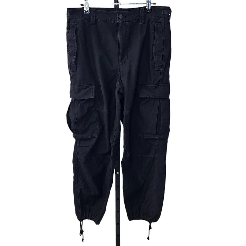 Aritzia Black Cargo Pants